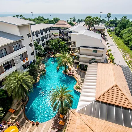 Sea Breeze Jomtien Resort